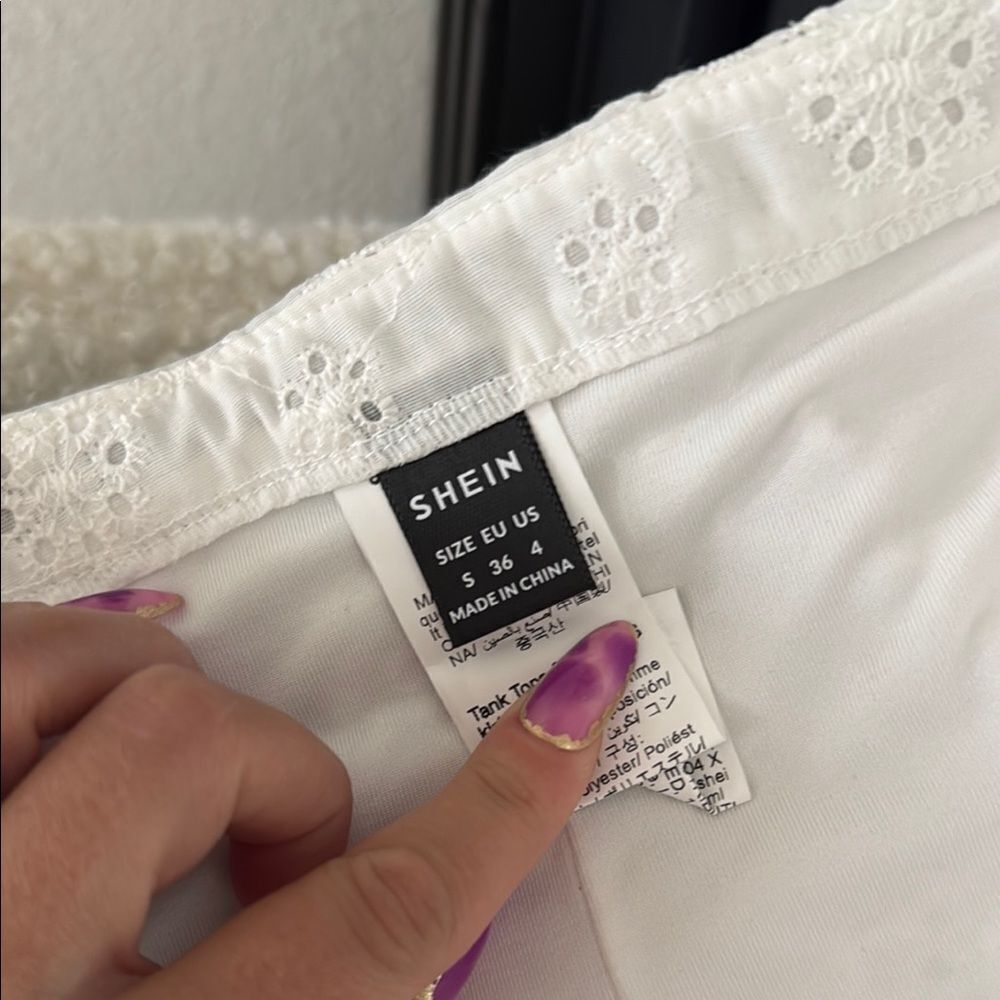 SHEIN White Eyelet Mini Skirt Skort - Picture 4 of 4
